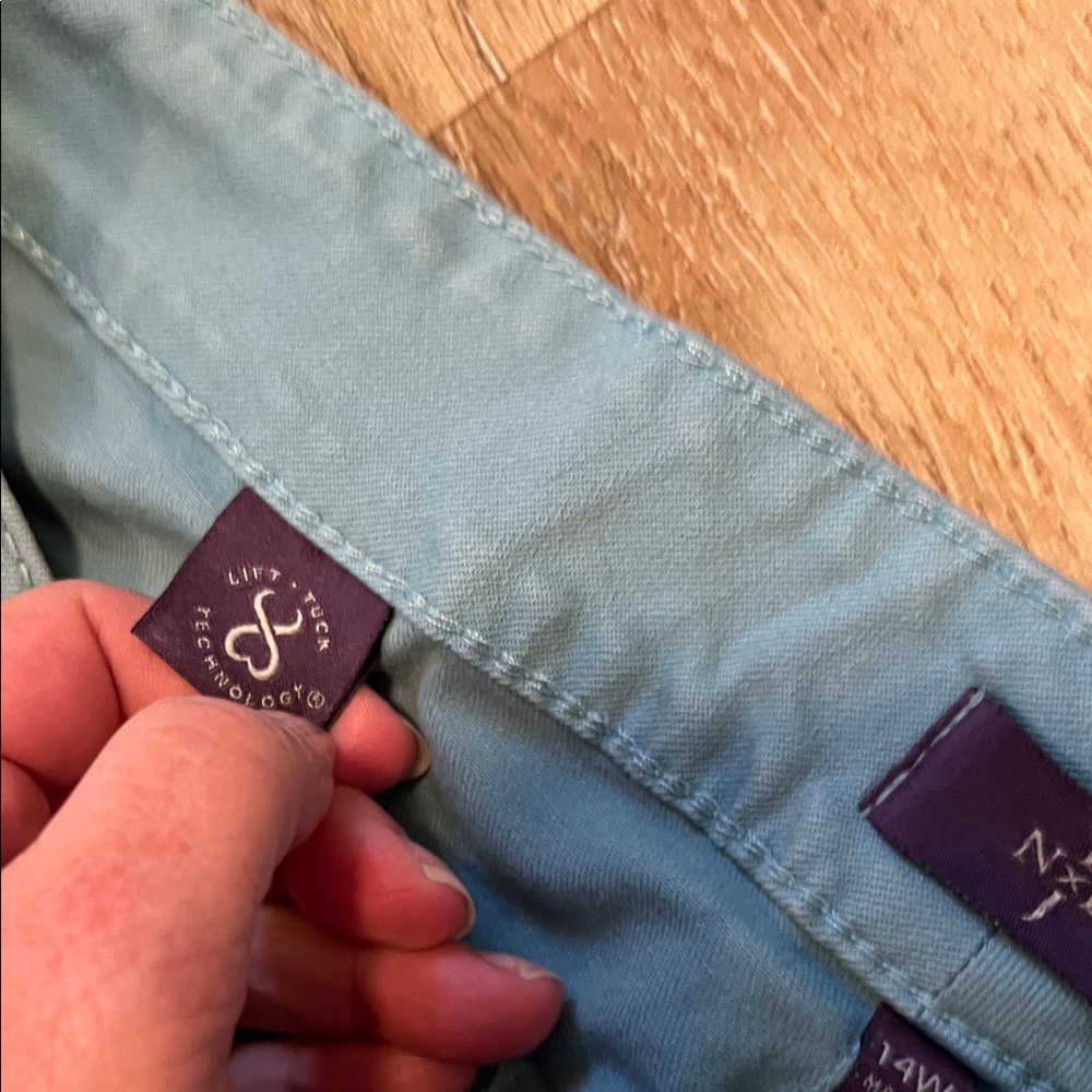 Women's NYDJ Ankle Jeans - Picture 6 of 9